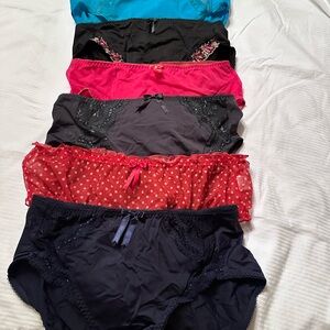 Colorful Elomi Women's Panties Set